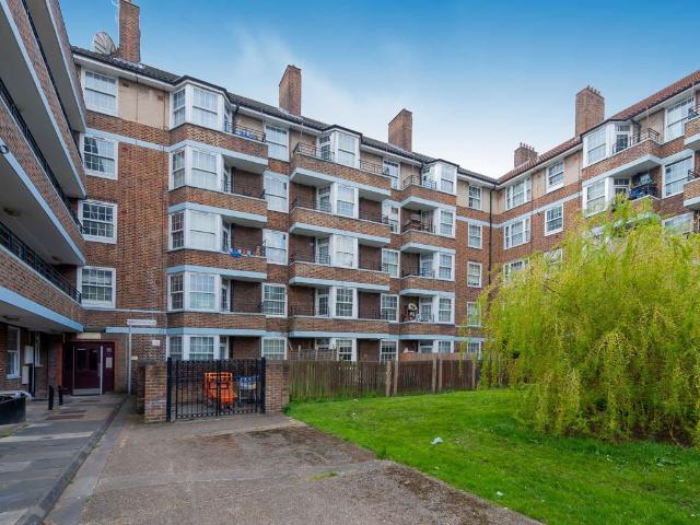 Apartment for rent in London Borough of Hammersmith and Fulham, Greater London