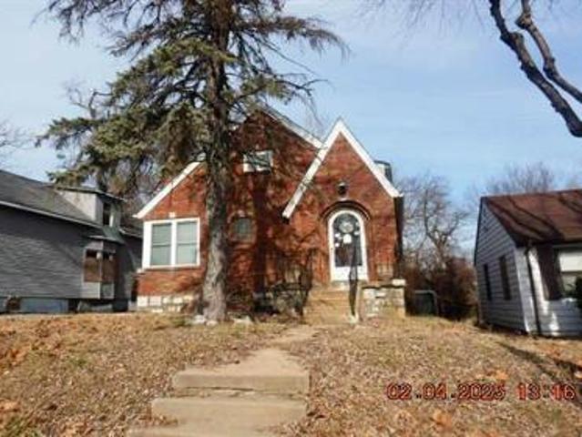 House for sale in Saint Louis