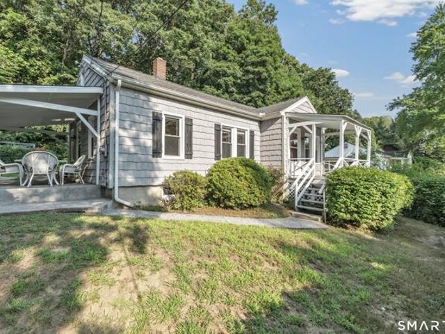 House for sale in Seymour, Connecticut