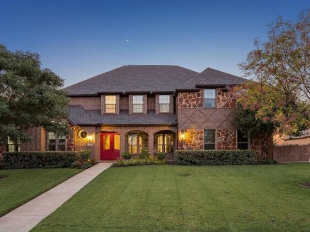 House for sale in Colleyville, Texas