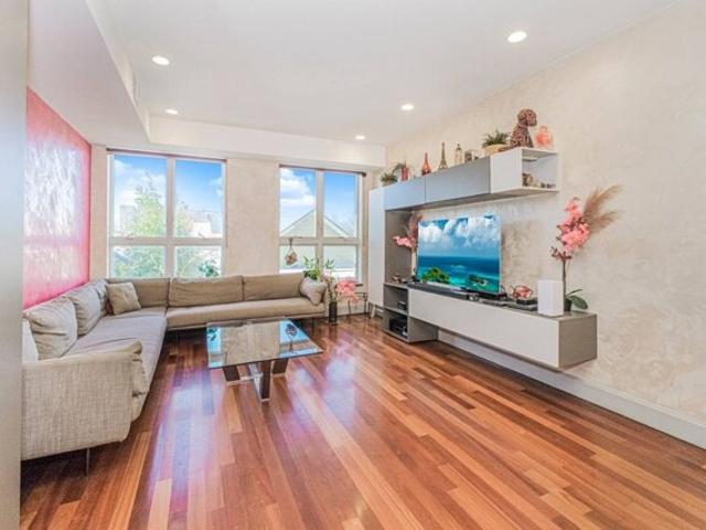 Condo for sale in Arverne, New York