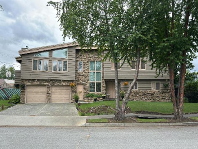 House for sale in Alaska