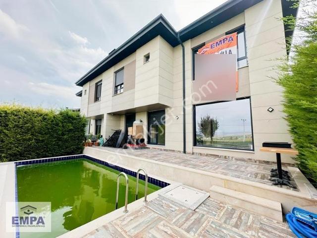 Karagözler Mahallesi, Tepebaşı içerisinde satılık Villa
