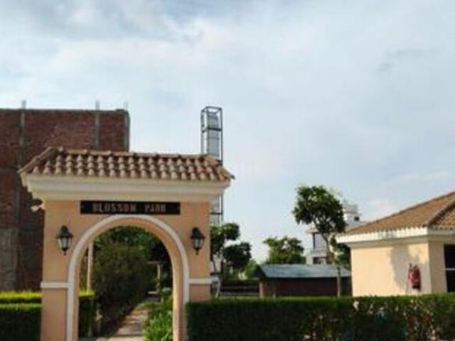Land for sale in Hariana