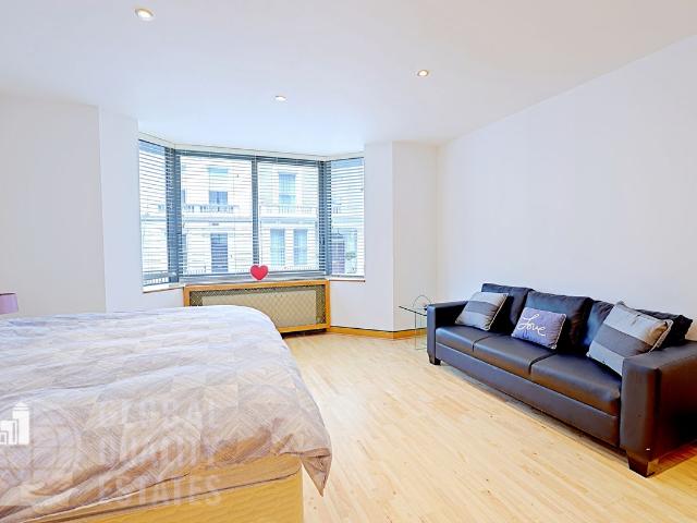 Apartment for rent in South Kensington, Greater London