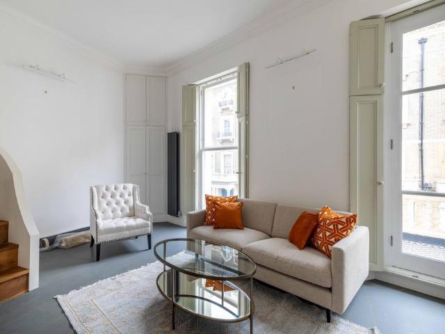 House for rent in South Kensington, Greater London