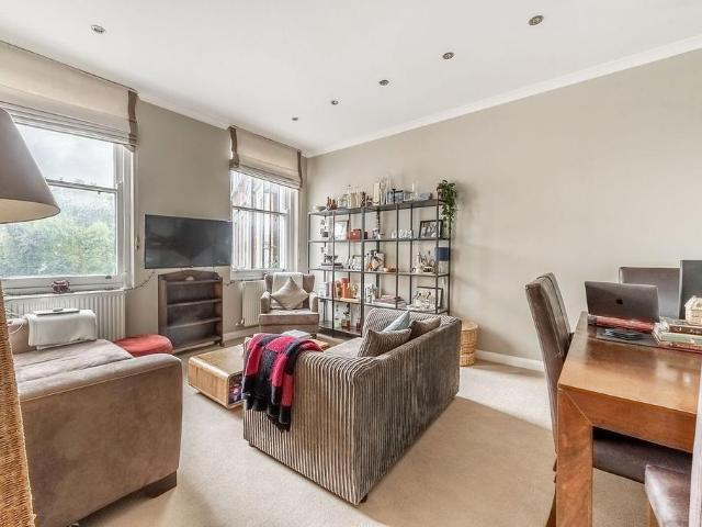 Apartment for rent in South Kensington, Greater London