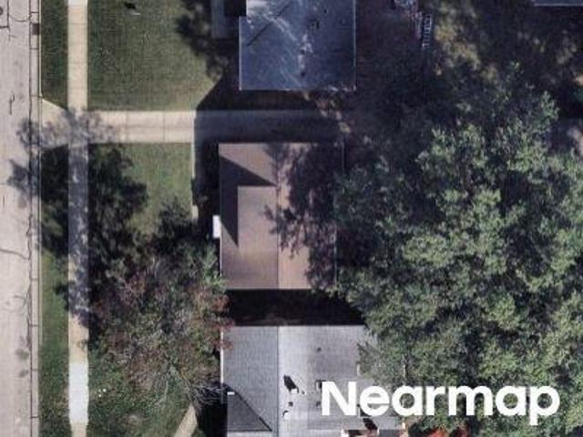 House for sale in Wickliffe, Lake County