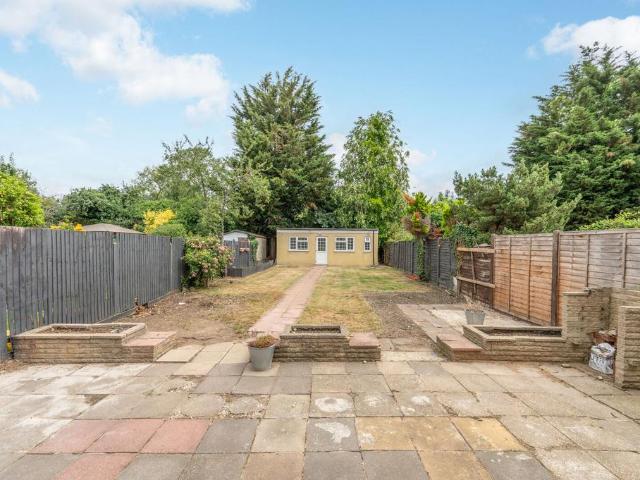 House for rent in London Borough of Ealing, Greater London