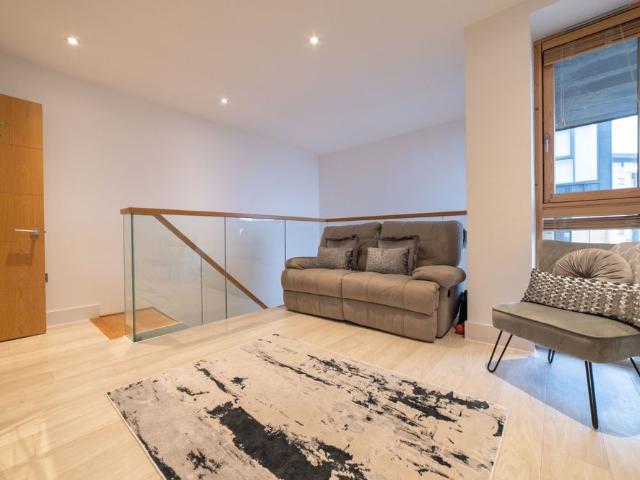 Apartment for rent in Cardiff International Sports Village, Cardiff