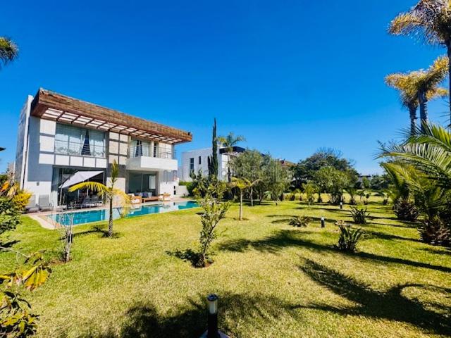 Villa vente à Gharb-Chrarda-Beni Hssen