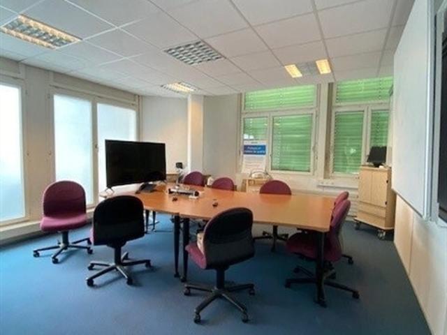 Atelier mieten in Bussigny-près-Lausanne, Waadt