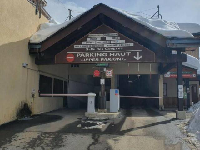 Garage vente à Albertville, Mâcot-la-plagne