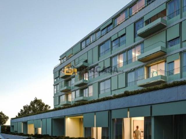 Casa venda em Porto, Lordelo Do Ouro