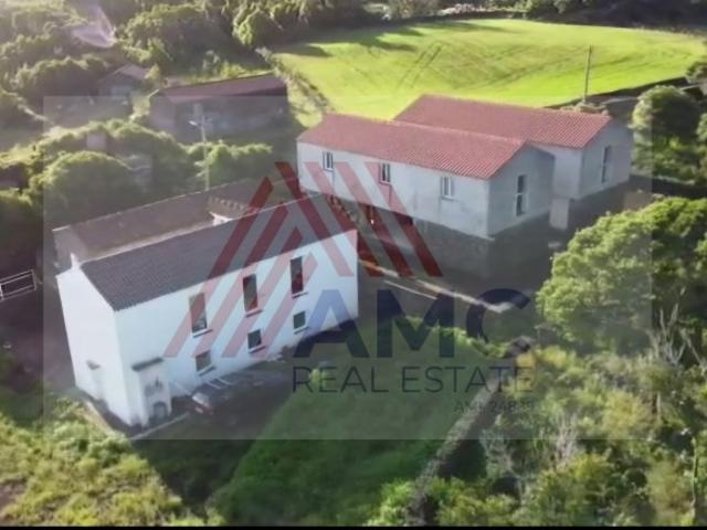 Casa venda em Açores, Madalena