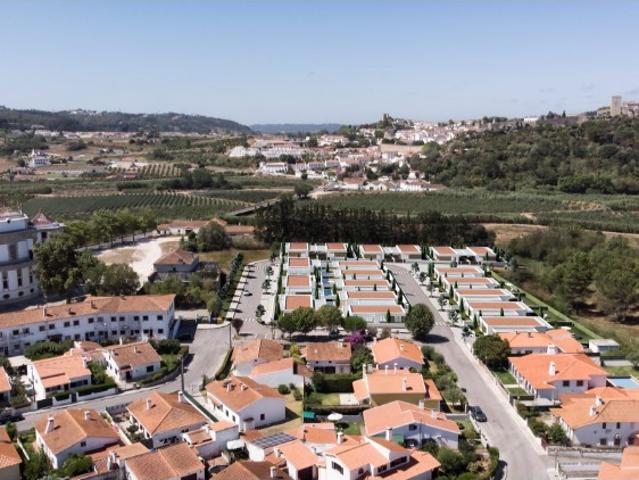 Casa venda em Casal do Zambujeiro, Óbidos