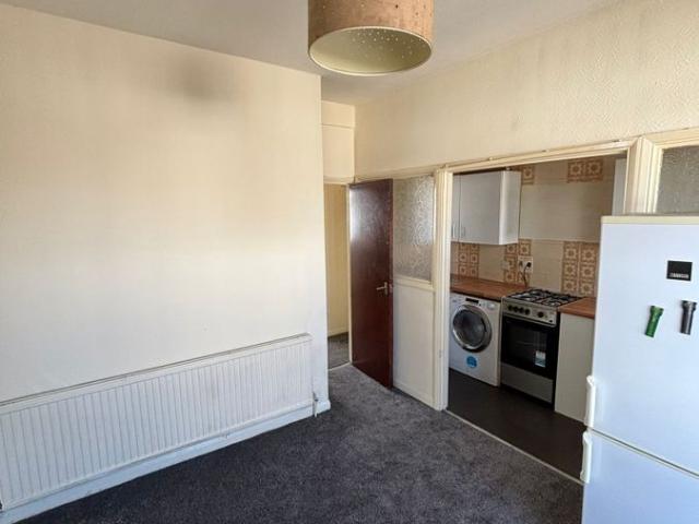 Apartment for rent in Gants Hill, Greater London