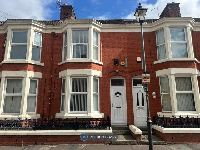 Room for rent in Kensington, Calderstones