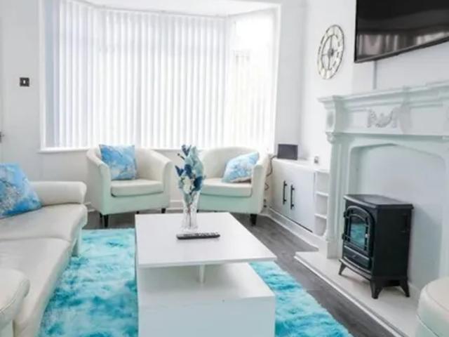 Apartment for rent in Cabbage Hall, Calderstones