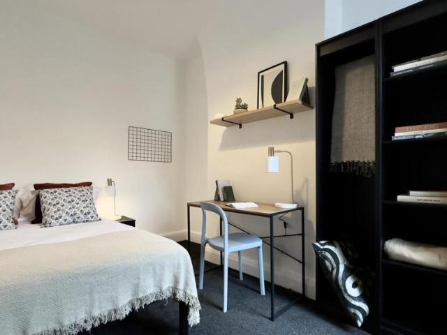 House for rent in Kensington, Calderstones