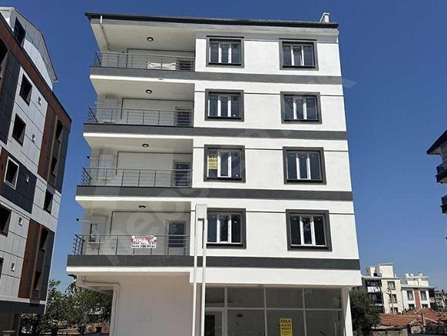 Cumhuriyet Mahallesi, Akhisar içerisinde satılık mülk