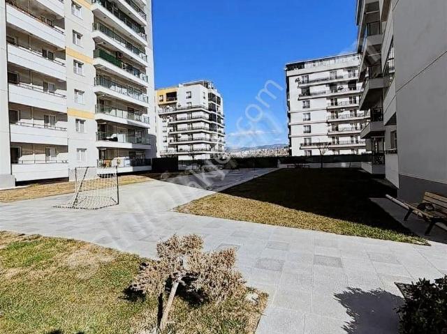 Akhisar, Manisa içerisinde satılık mülk