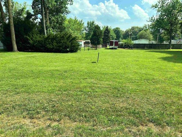 Land for sale in Syracuse, Indiana
