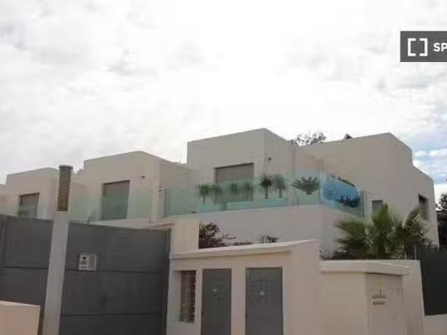 Apartamento en alquiler en Alicante