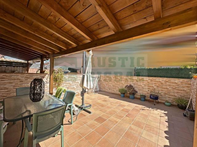 Casa en alquiler en la Bisbal d'Empordà, Girona