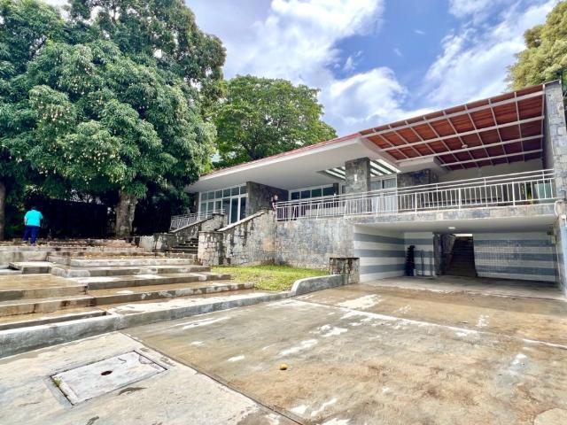 Casa en alquiler en Leoncio Martínez, Miranda