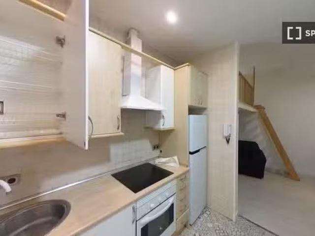 Apartamento en alquiler en Pacífico, Madrid