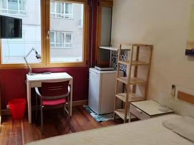 Casa en alquiler en Zabalgunea/Ensanche, Iruña De Oca