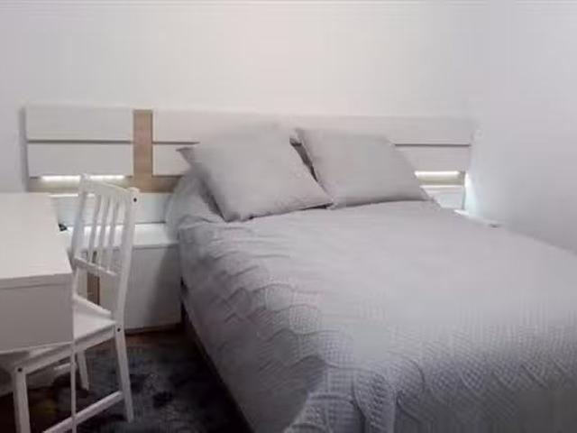 Casa en alquiler en El Milán, Oviedo