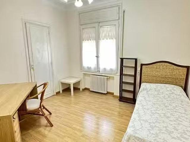 Casa en alquiler en Universidad, Zaragoza