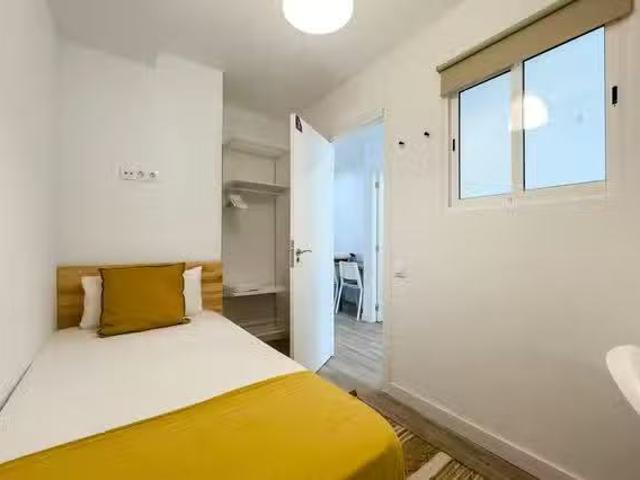 Casa en alquiler en Pubilla Cases, L'hospitalet De Llobregat