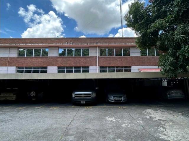 Oficina en alquiler en Leoncio Martínez, Miranda