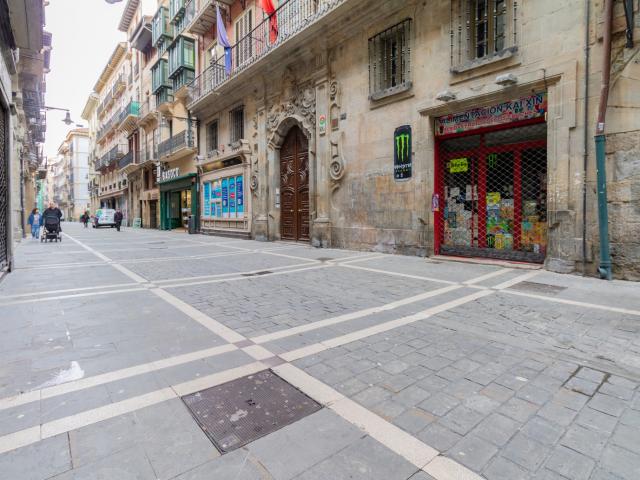 Terreno en alquiler en Casco Antiguo, Iruñerria