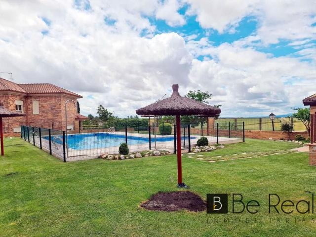Habitación en alquiler en Villanueva De La Cañada