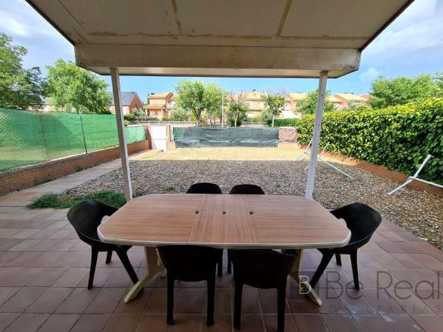 Habitación en alquiler en Villanueva De La Cañada
