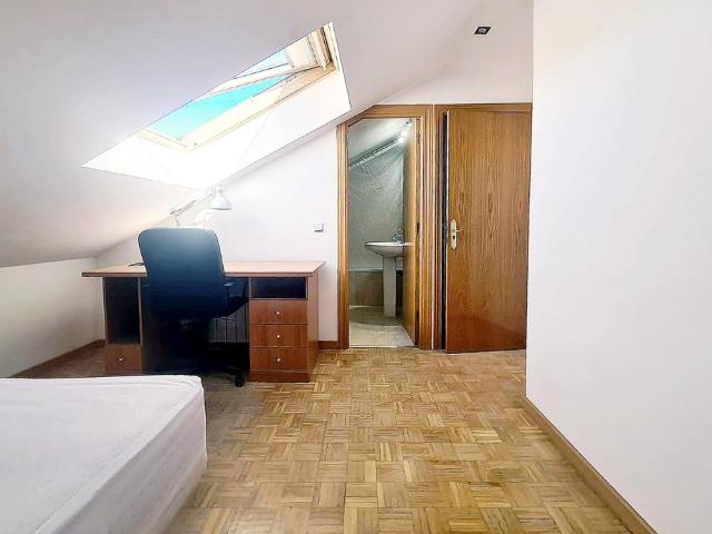 Piso en venta en Villanueva De La Cañada, Madrid