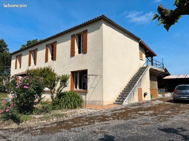 Maison vente à Nérac, Fieux