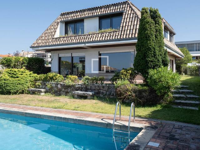 Casa en venta en Estrada Cortada, Vigo