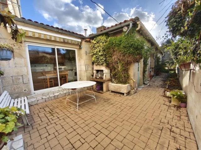 Maison vente à France métropolitaine, Pons