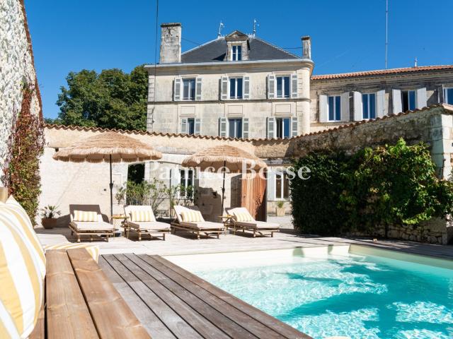 Maison vente à Cite du Château, Mirambeau