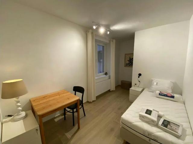 Kamer location à Quartier des Squares - Wijk van de Squares, Bruxelles - Brussel