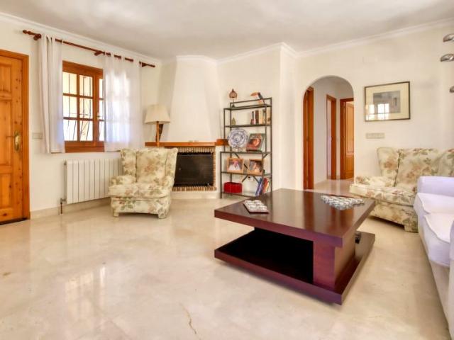 Casa en alquiler en Dénia, Barri les Roques