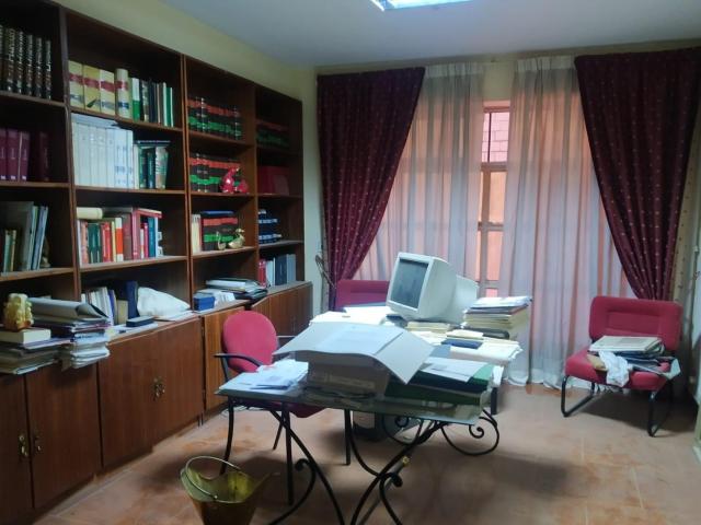 Oficina en venta en Margallo, Cáceres