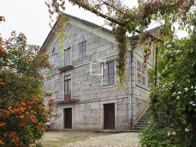Casa en venta en Mos, Vigo