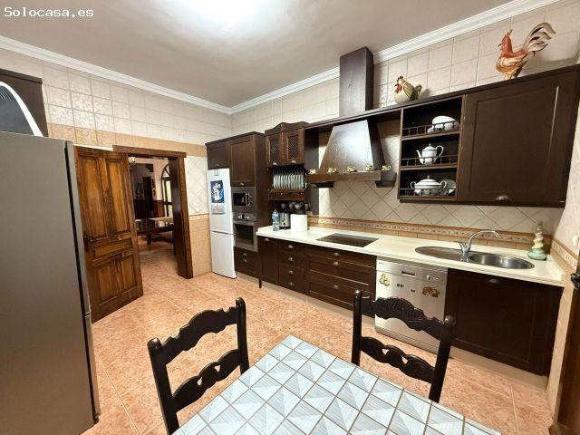 Casa en venta en Antequera, Andalucía