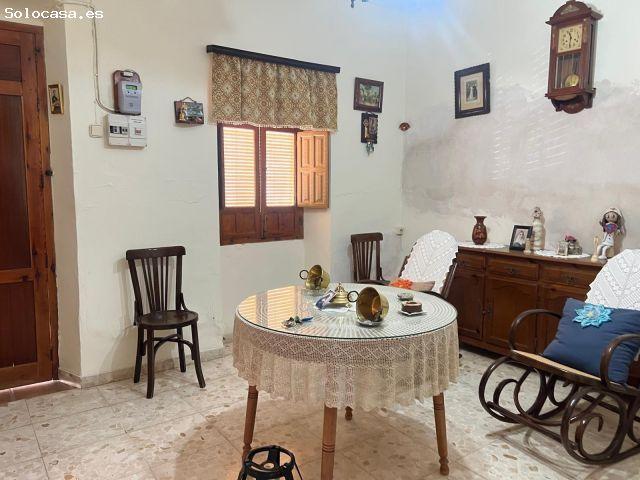 Casa en venta en Antequera, Andalucía